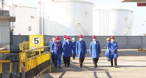 海陵区领导带队开展节前综合检查与慰问，保障安全祥和过佳节